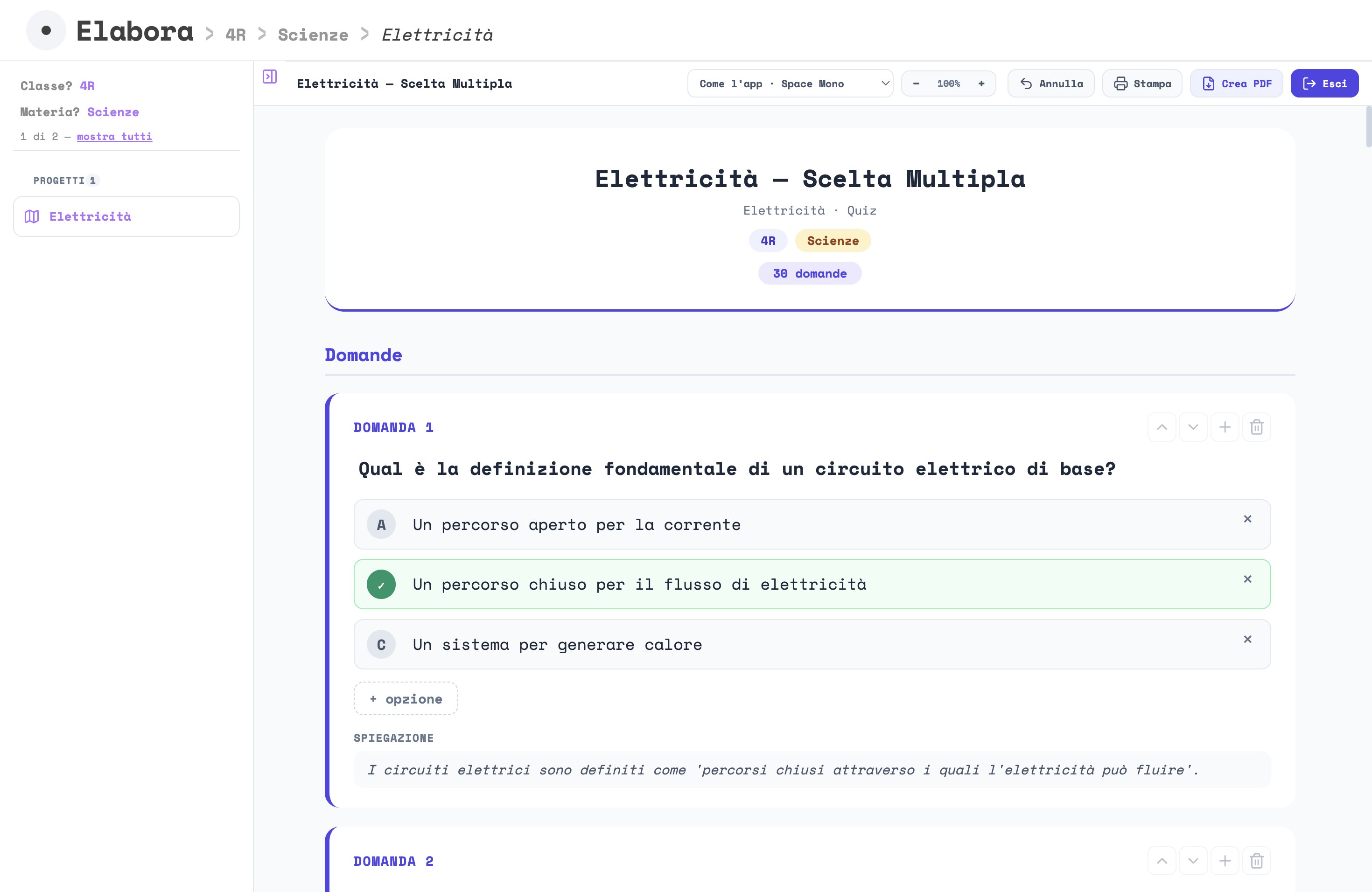 L'editor di un quiz a scelta multipla: il titolo, le domande con le tre opzioni e la risposta giusta segnata in verde